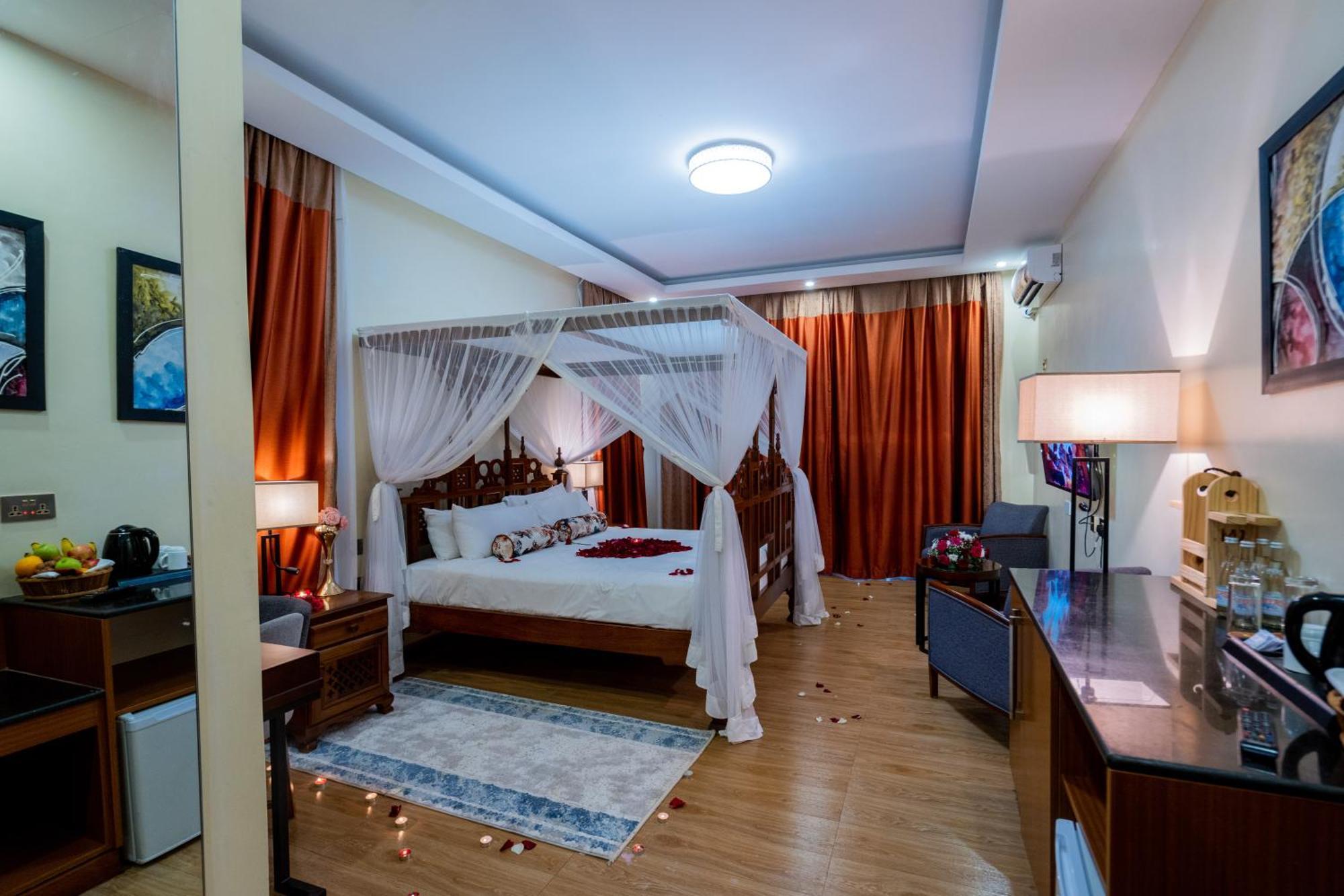 Ciala Resort Hotels In Кисуму Екстериор снимка